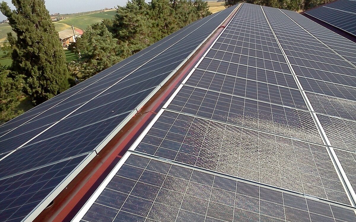 Photovoltaic system 2698175 1280 Photovoltaic system 2698175 1280